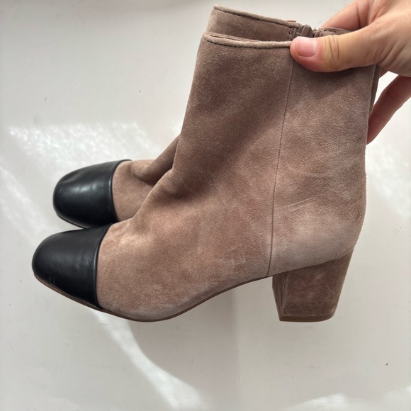 Steve Madden Eiffel Suede Cap Toe Booties Sz 6M - Picture 4 of 7